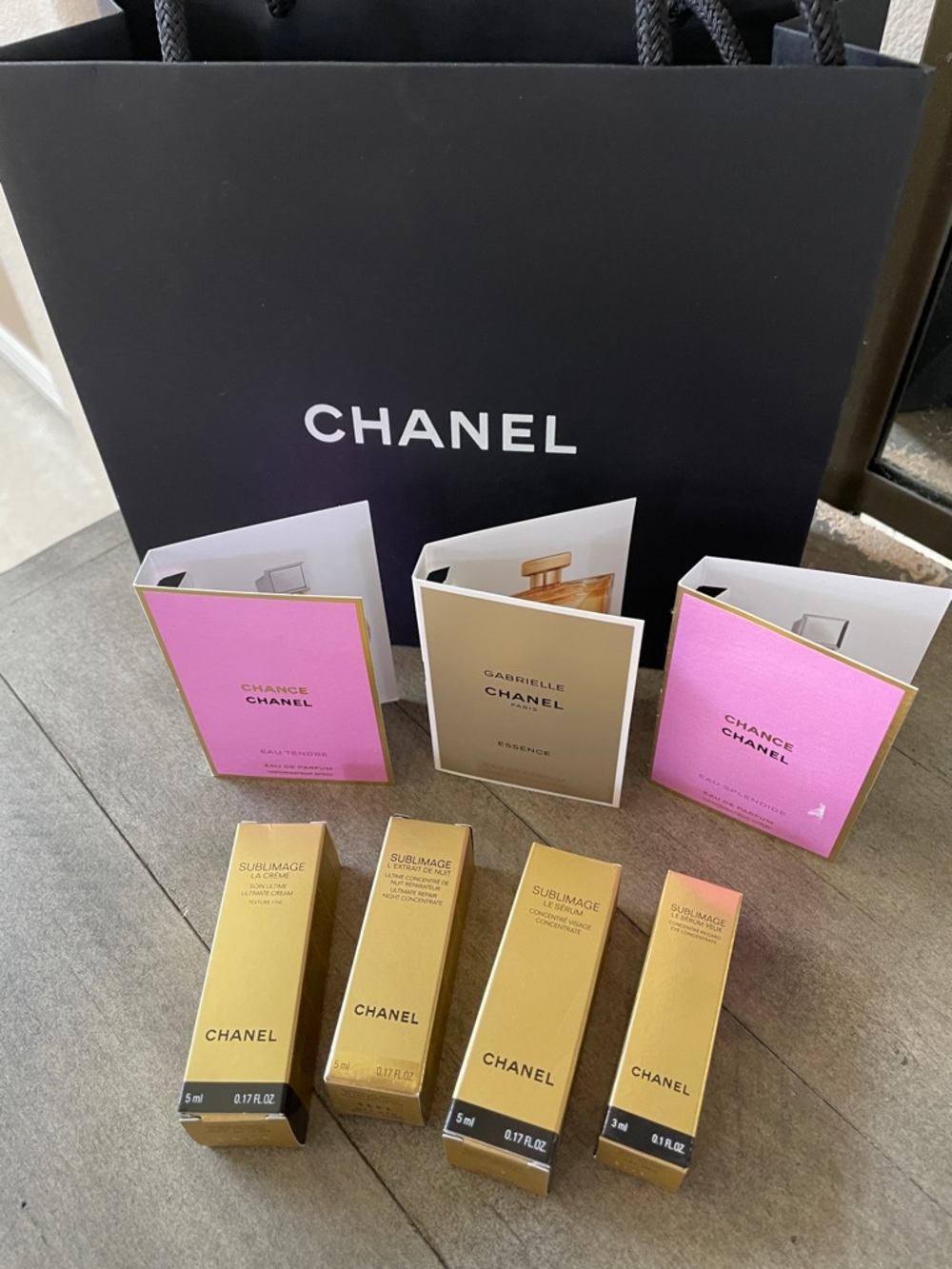NIB CHANEL Sublimage Deluxe Sample & Mini Set in Black, Pink, Gold